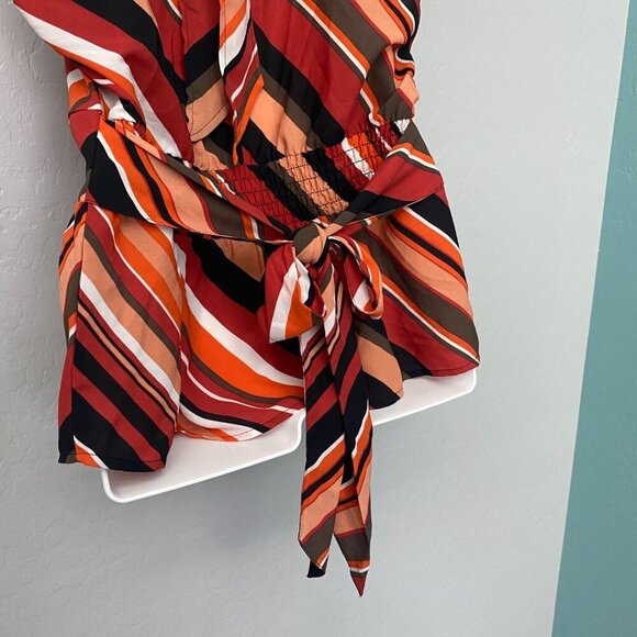 NWT Women's New York & Company Cross Front Sleeveless Blouse Size M - Picture 6 of 10